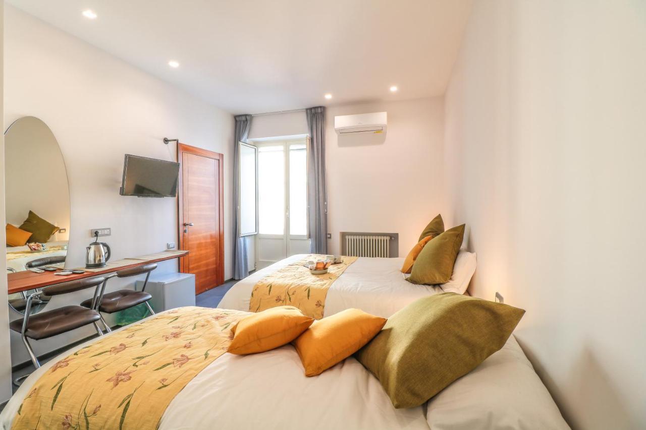 Terrazze Del Lungomare Bed & Breakfast Naples Exterior photo